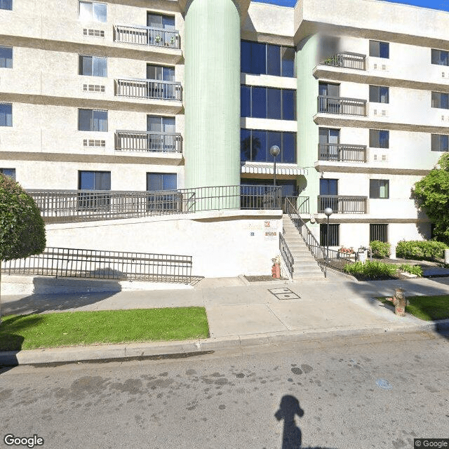 Baldwin Villa Plaza
