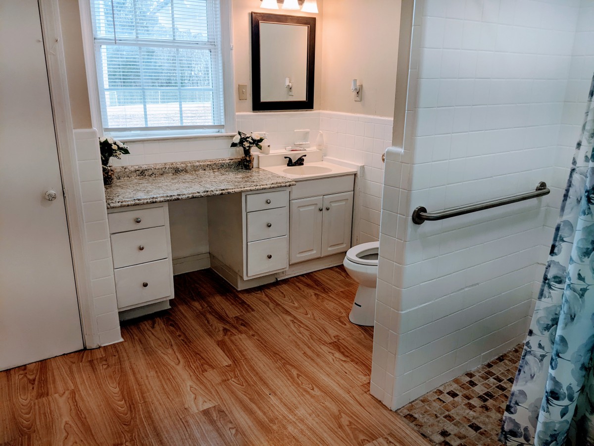 Ridge Manor Residential Memory Care - Calhoun