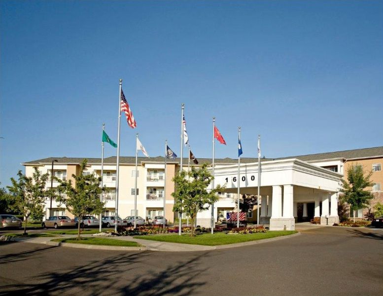 Patriots Landing Community