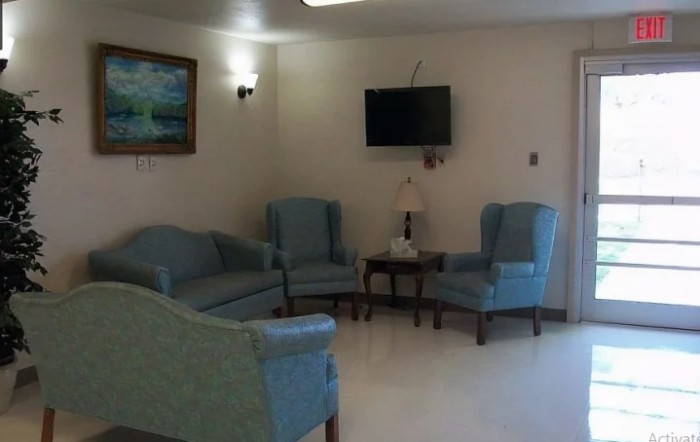 Whispering Pines Nursing And Rehab