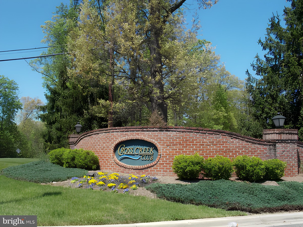 Royal Residential Services - 10820
