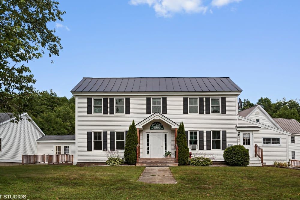 Pine Rock Manor