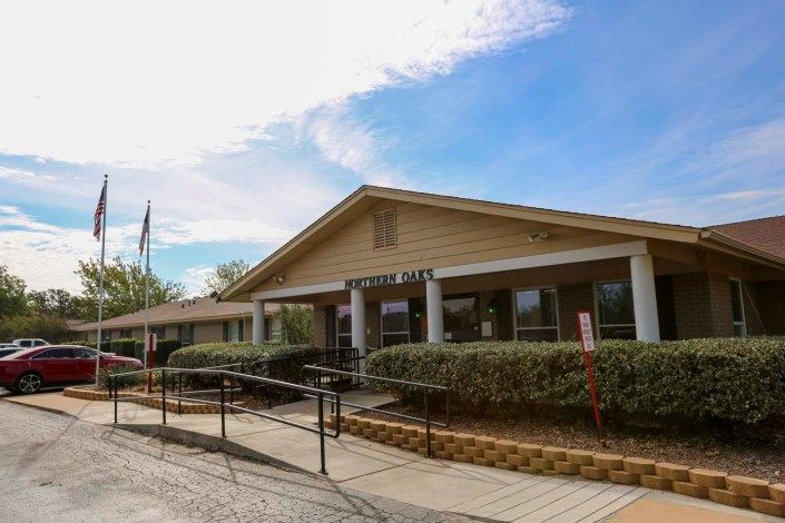Northern Oaks Living & Rehabilitation Center