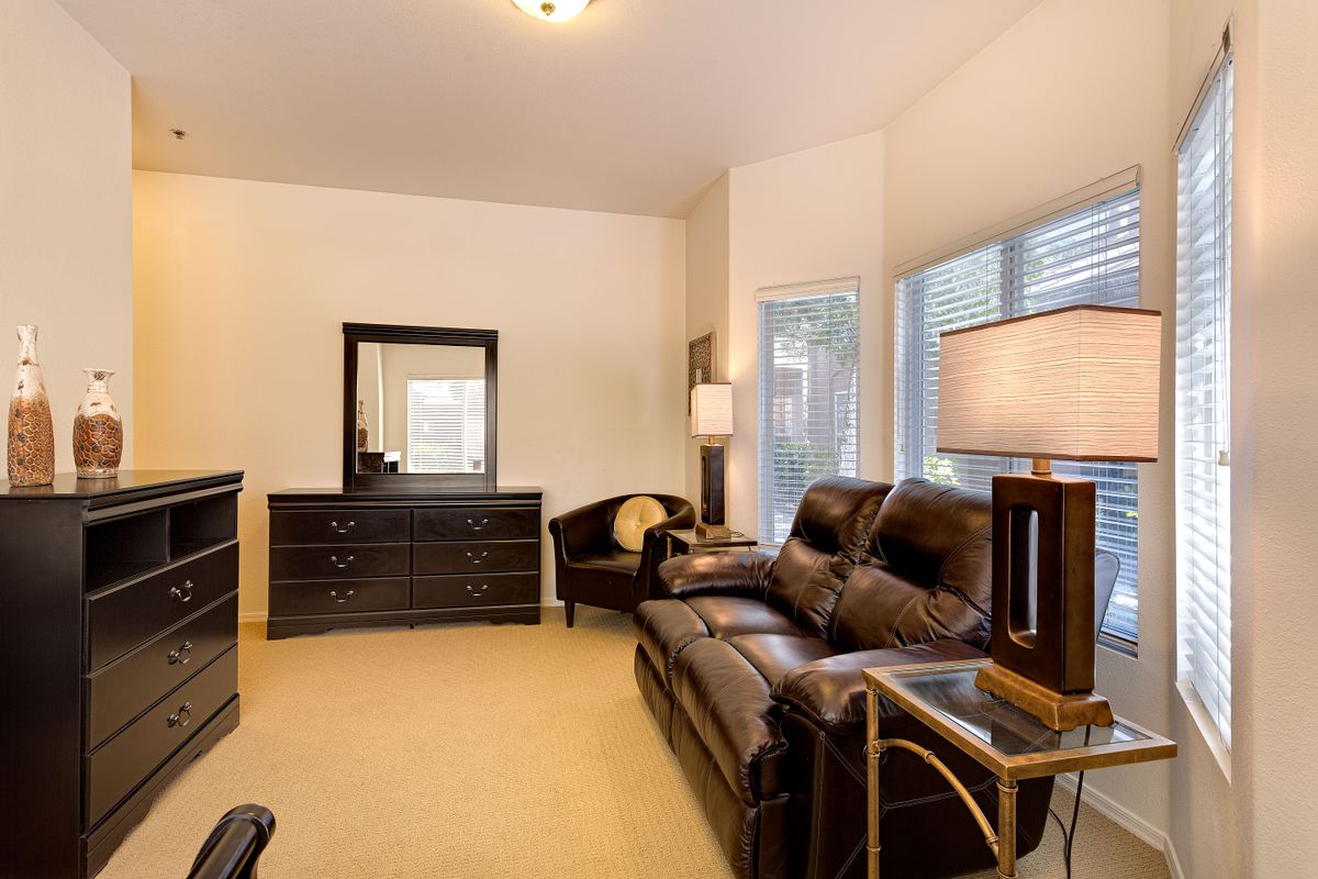 Pacifica Senior Living Green Valley