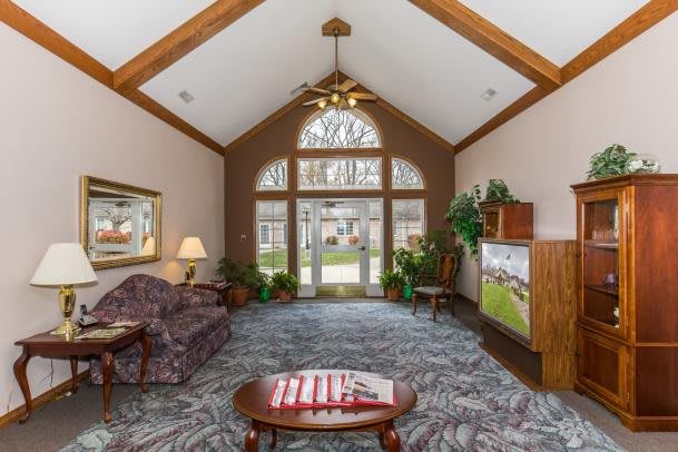 Brookstone Estates Paris