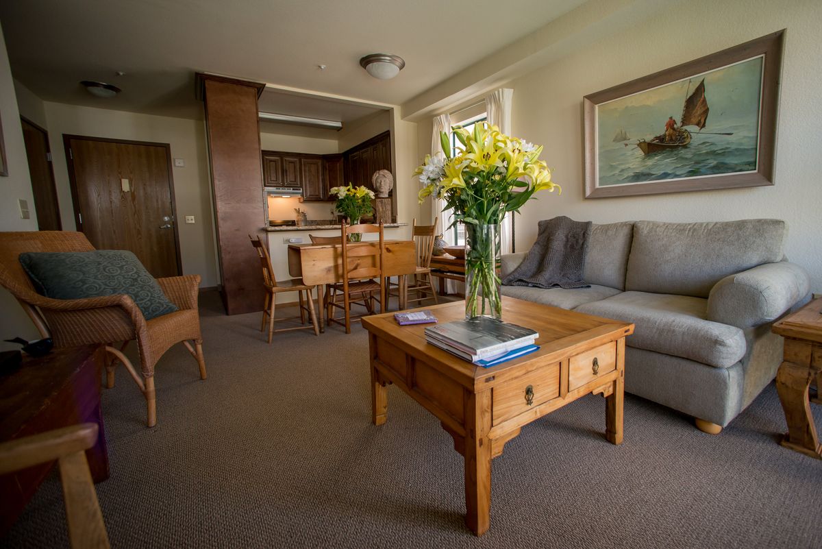 Baywood Court