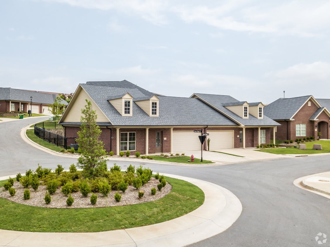 Chenal Village