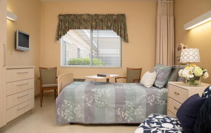 Life Care Center Of Treasure Valley
