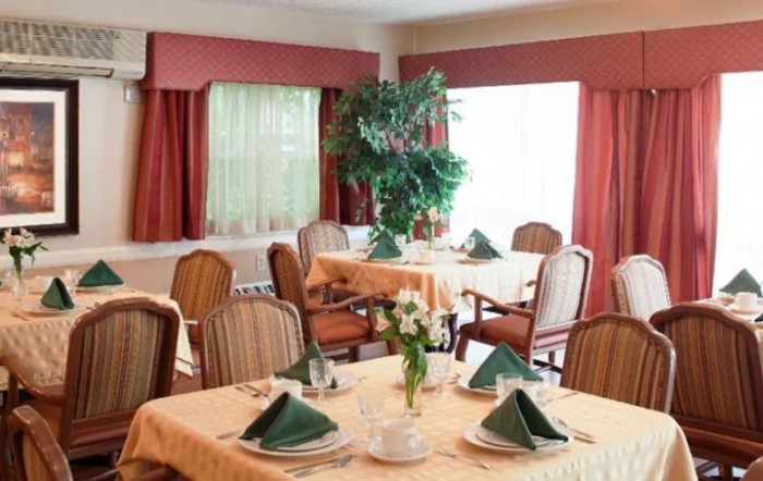 Twin Oaks Rehab And Nursing
