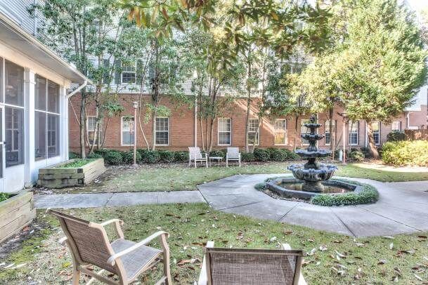 Laurel Glen At Memphis Assisted Living & Memory Care