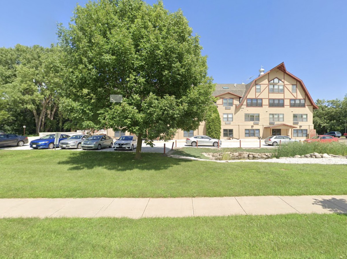 Arborview Manor