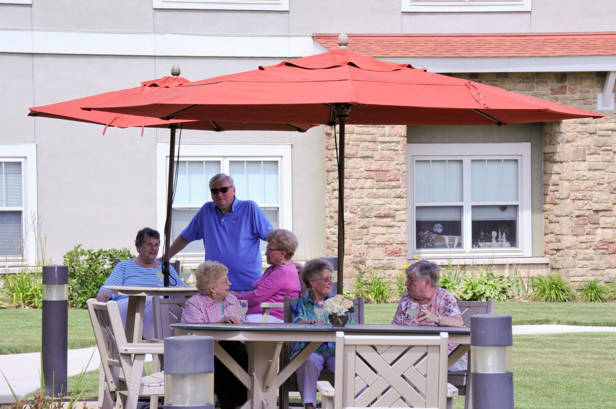 The Oaks at Bartlett,  a CCRC