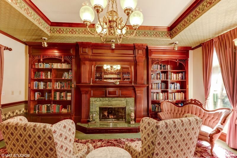 Sunshine Villa,  A Merrill Gardens Community