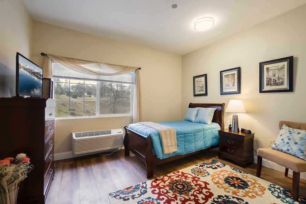 Pacifica Senior Living Country Crest
