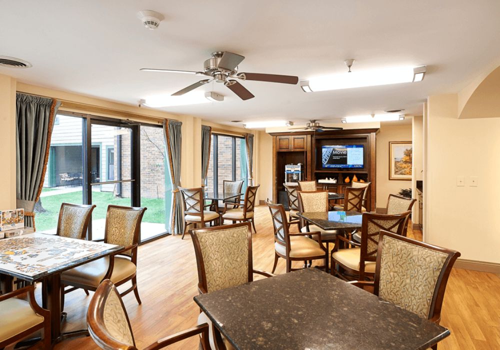Senior Star At Woodland Terrace
