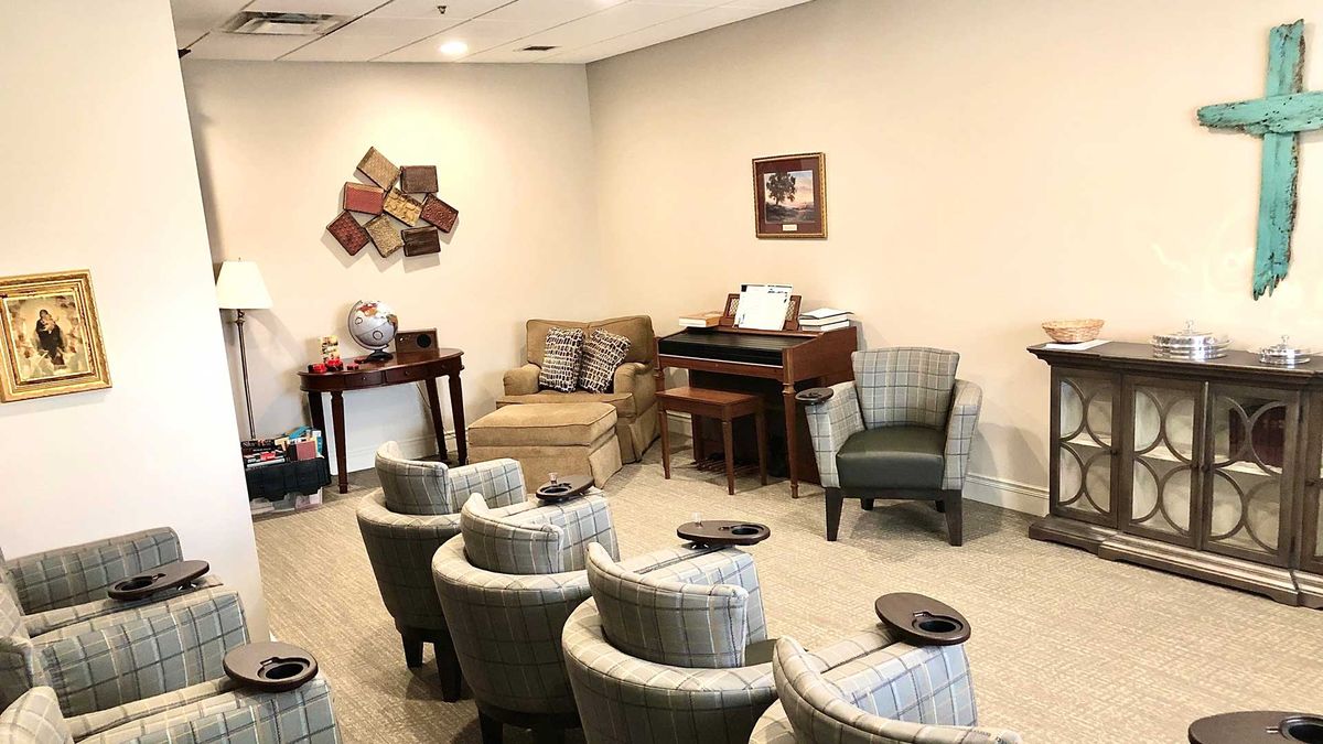 A cozy waiting room with comfortable seating and stylish decor.