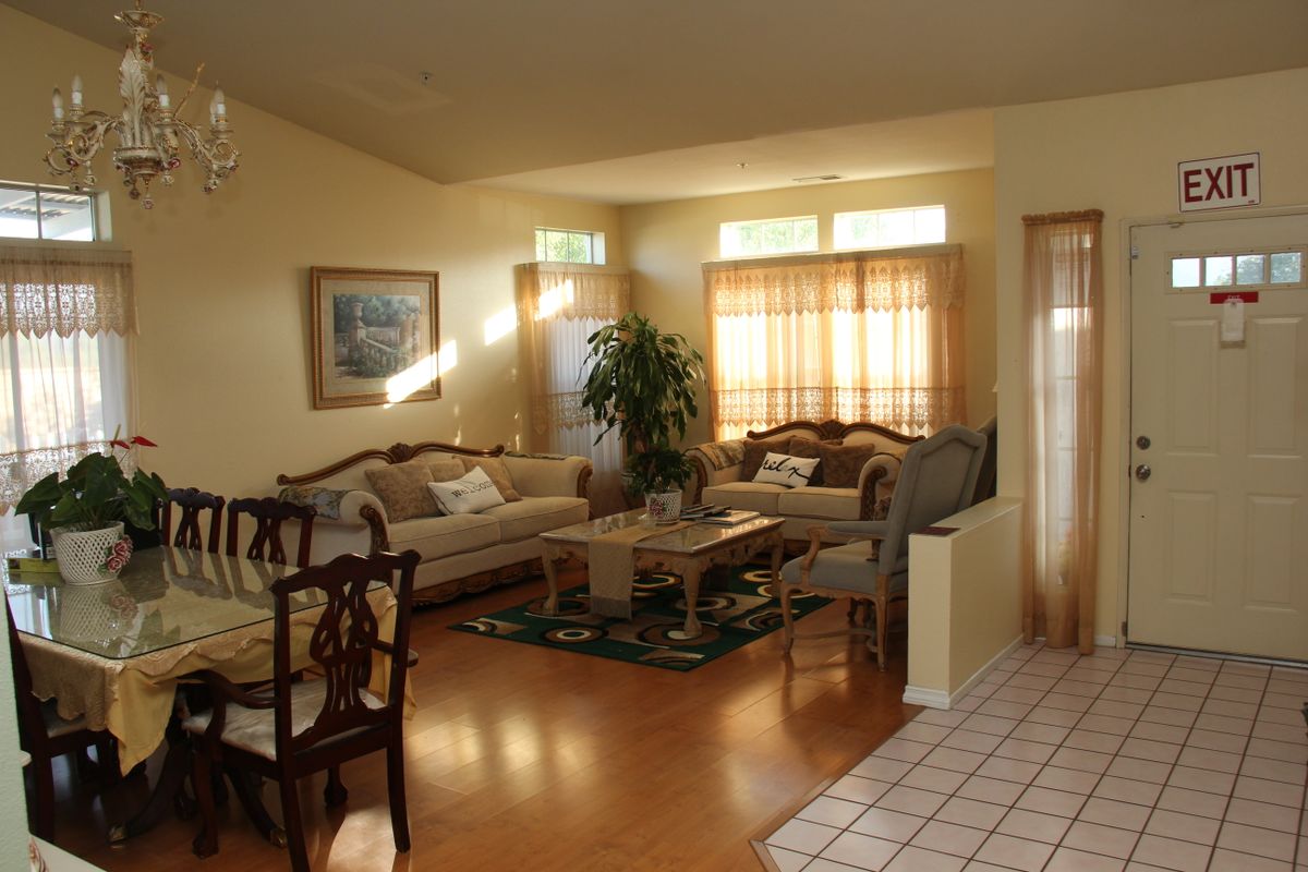 Rolling Green Senior Care