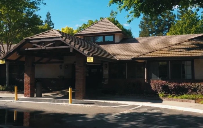 English Oaks Convalescent & Rehabilitation Hospita