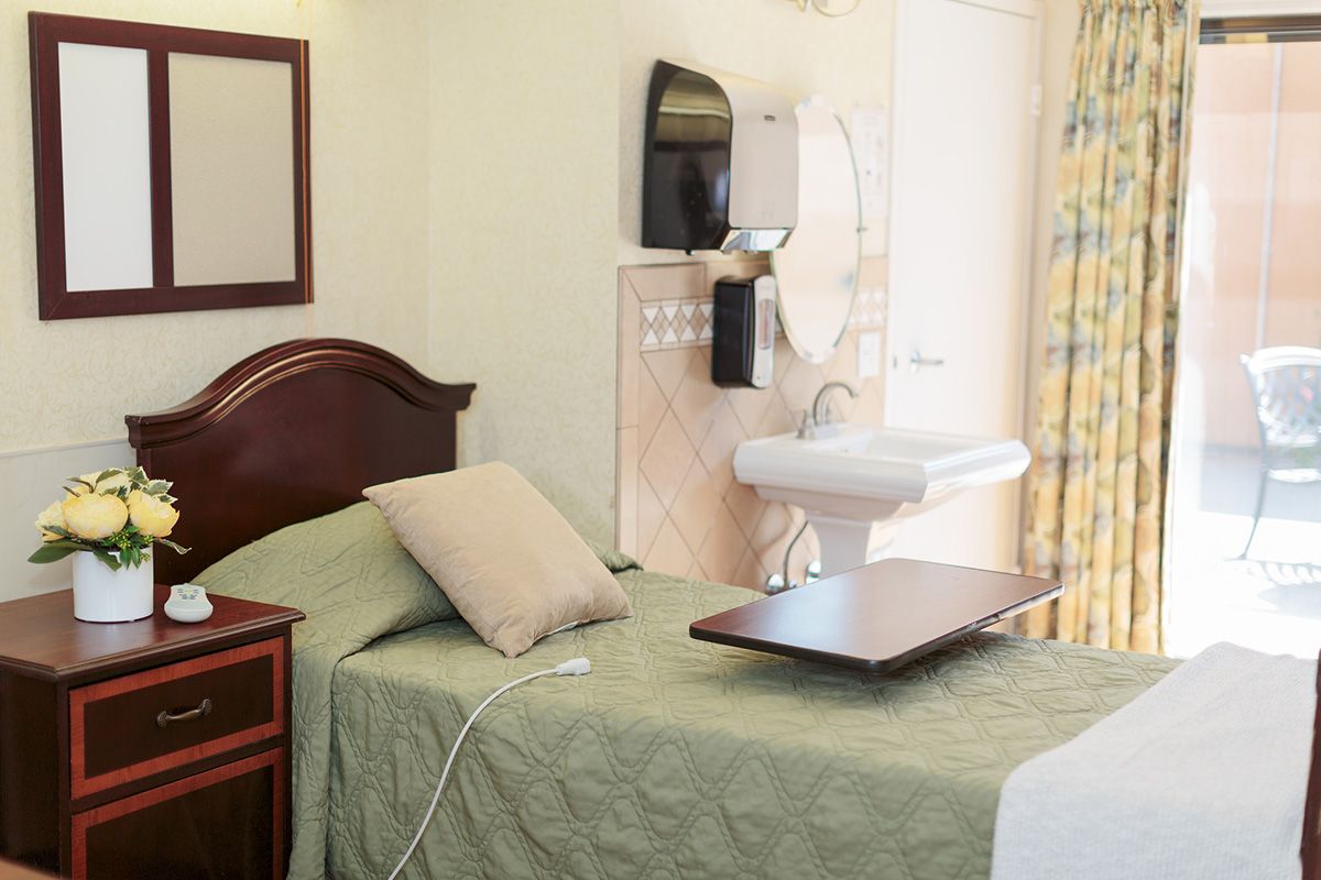 White Blossom Care Center