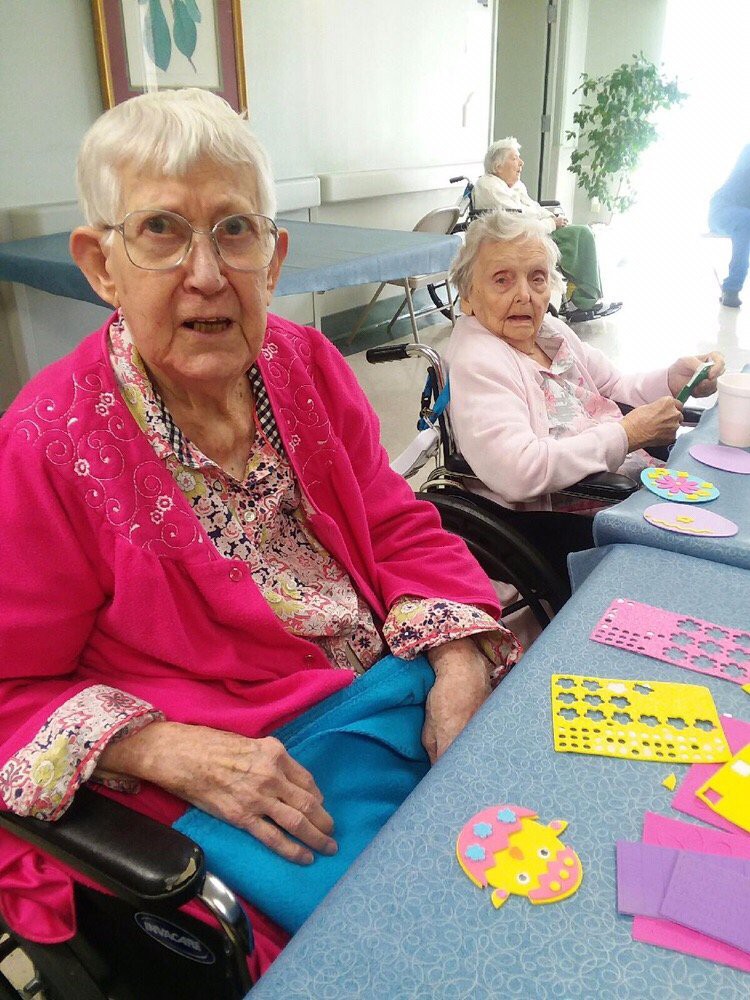 Colonial Oaks Living Center