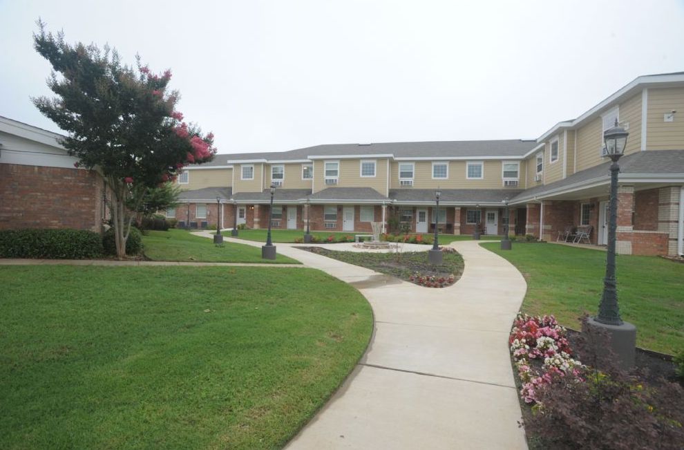Oak Wood Place Assisted Living