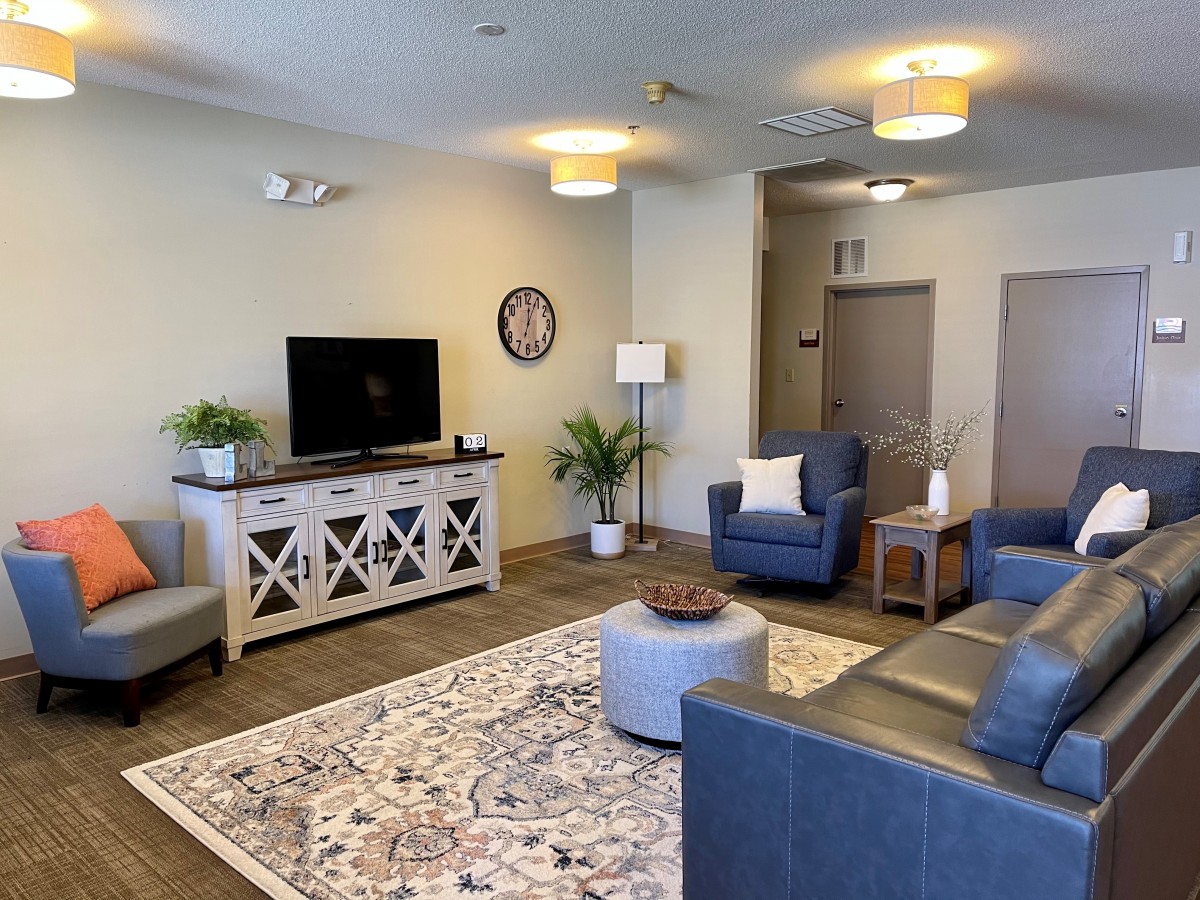 Limestone Lodge West