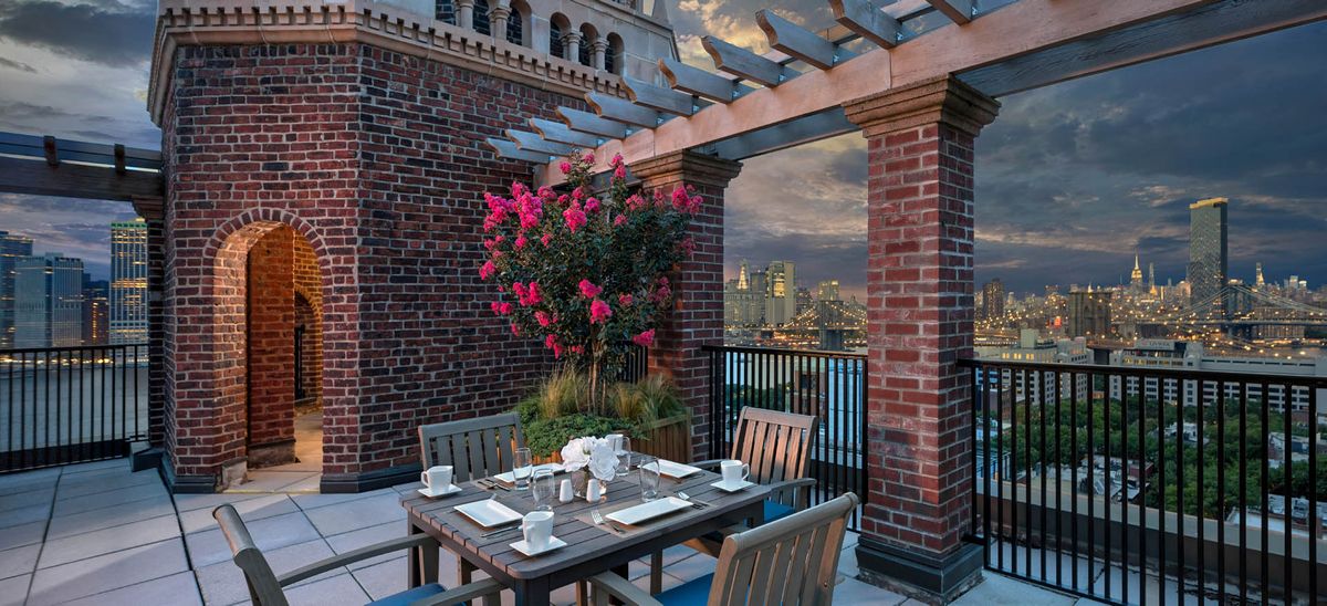 The Watermark at Brooklyn Heights