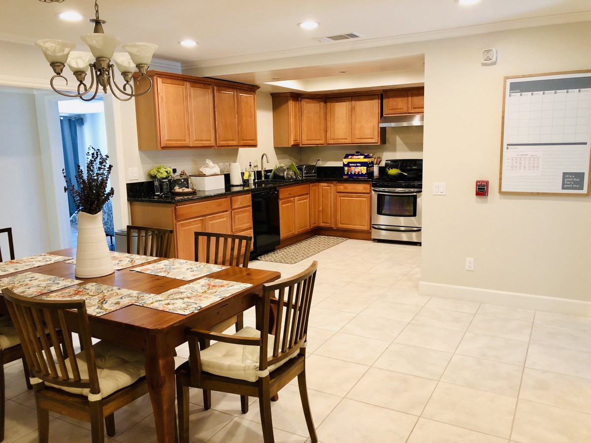 Agape Orange Home II