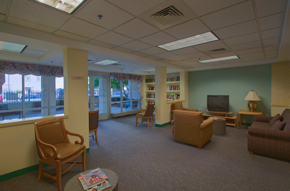 Senior Suites Central Station