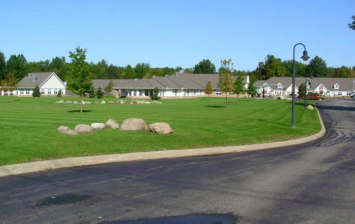 Avon Oaks