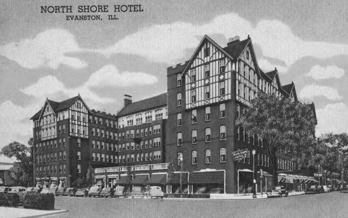 A vintage postcard of the North Shore Hotel in Evanston, Illinois.