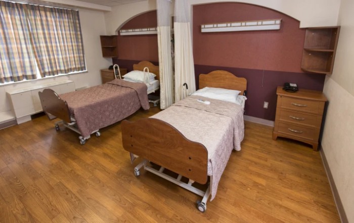 Four Seasons Nursing Center Of Westland