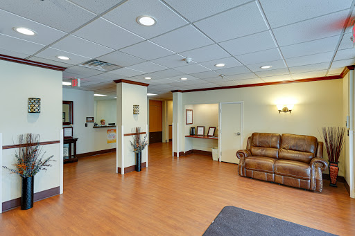 A spacious and welcoming waiting room designed for comfort and relaxation.