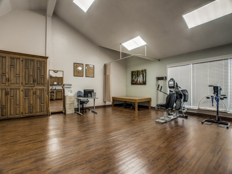 Ennis Care Center