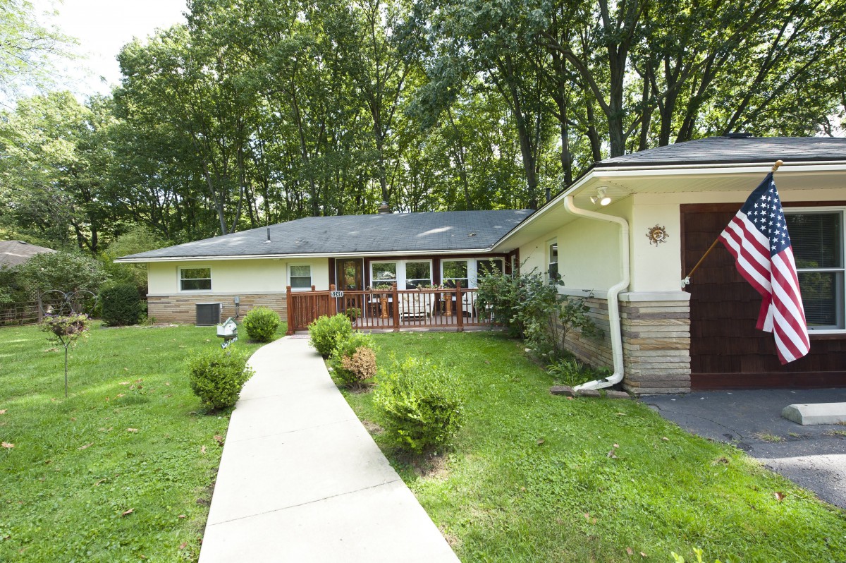 Eason House