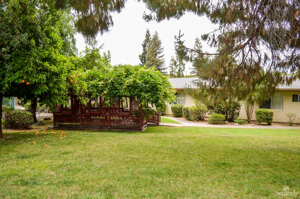 Auburn Oaks Senior Living