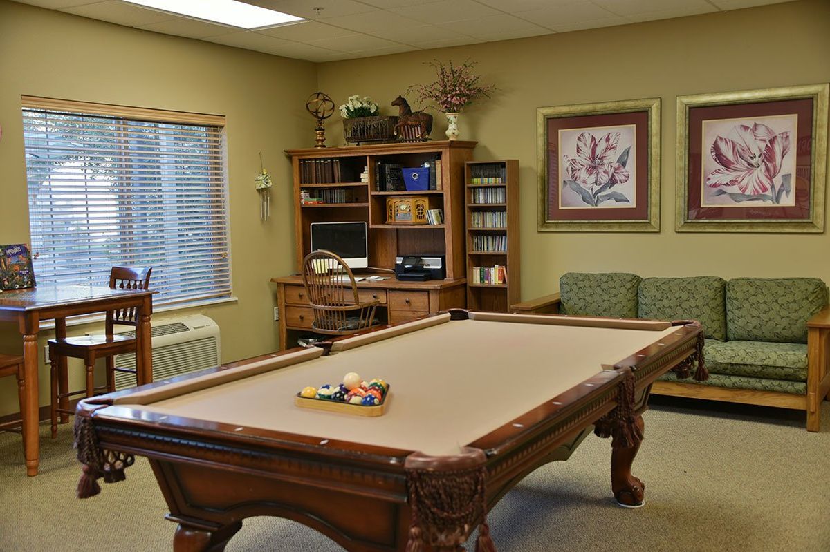 Fox Hollow Independent and Assisted Living