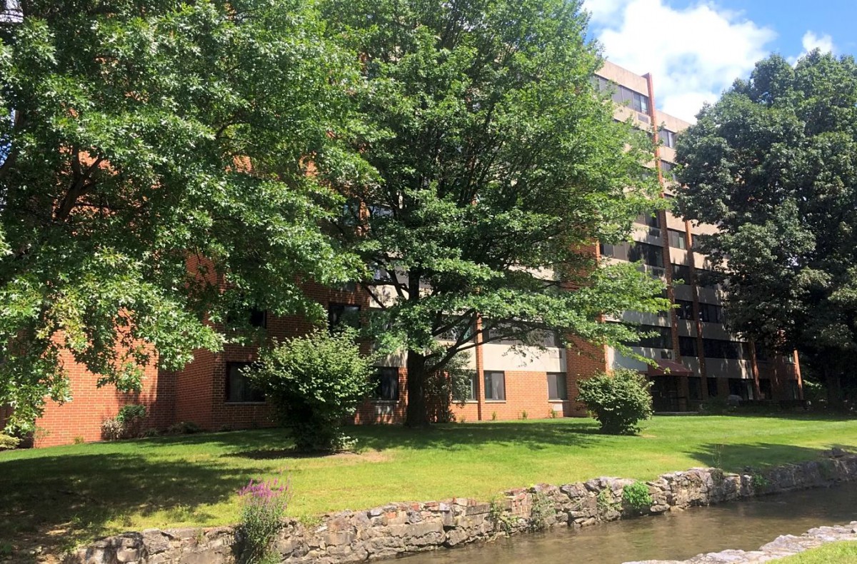 United Towers Apts