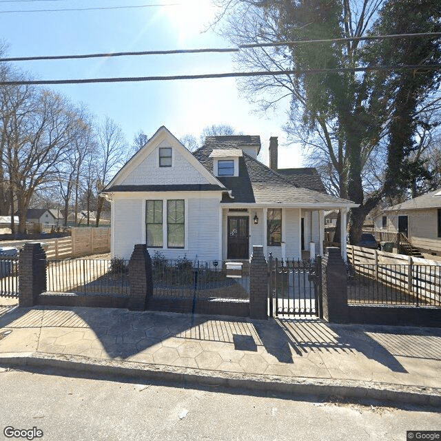 Lillian Avenue