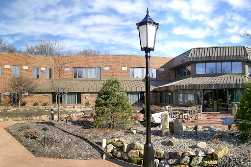 Pleasant Lake Villa