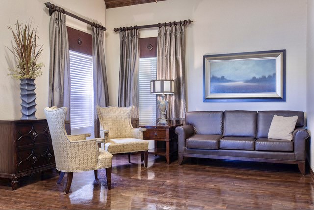 Elegant living room with comfortable seating and stylish decor.