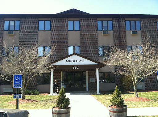 Ahepa 110 Apartments