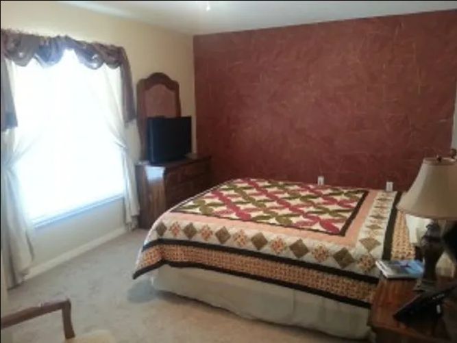 Paradise Hill Home
