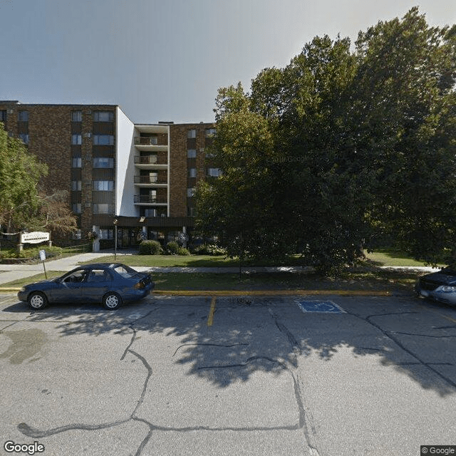 Woodland Court Apartments
