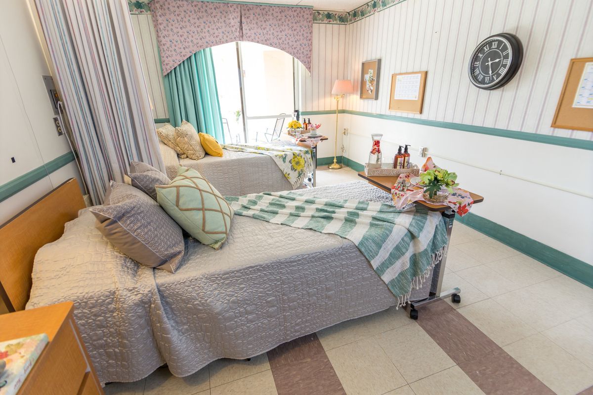 Anaheim Crest Nursing Center