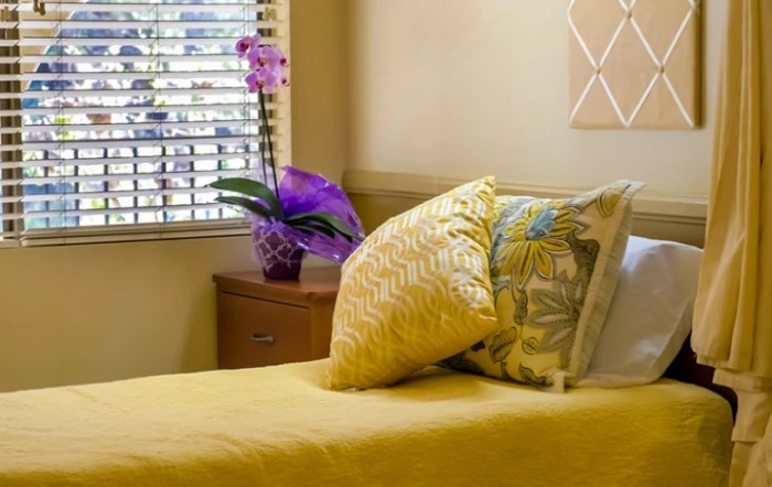 Royal Care Skilled Nursing Center