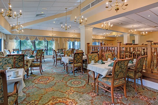 Regency Oaks,  a CCRC