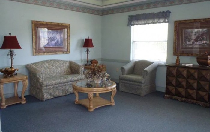 Claru Deville Nursing Center