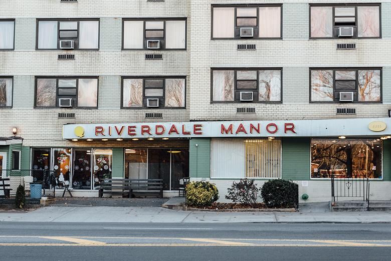 Riverdale Manor