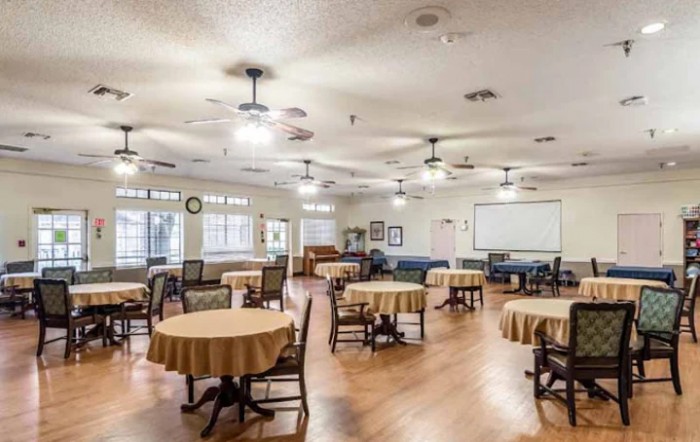 Longmeadow Healthcare Center